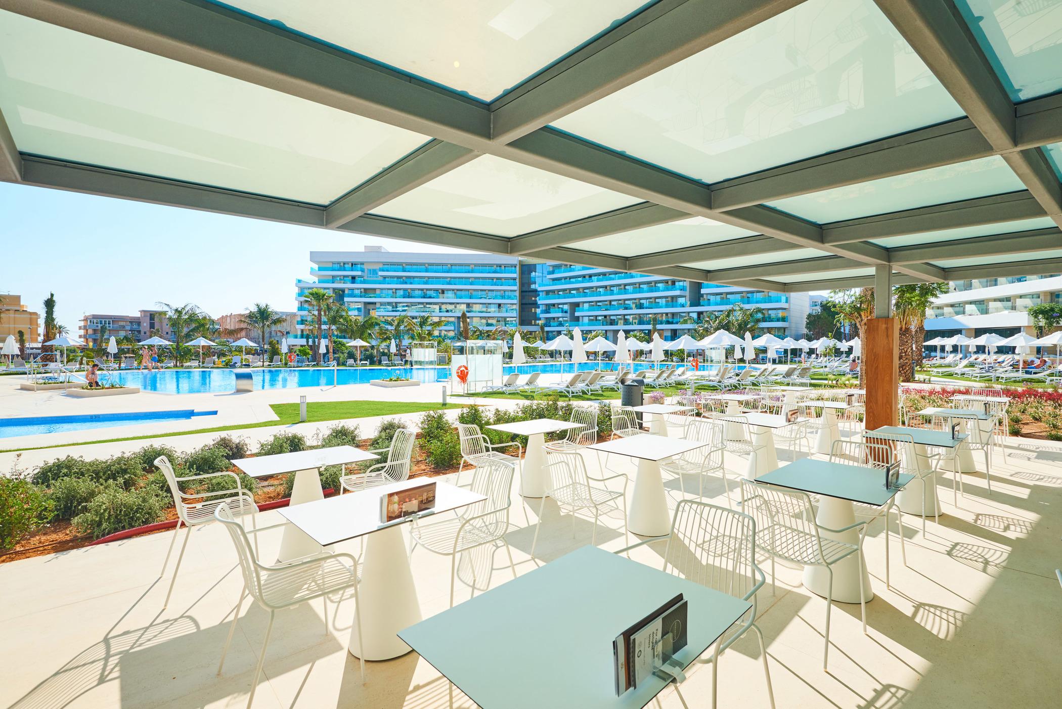 Hipotels Playa De Palma Palace&Spa (Adults Only) Exterior photo Bar